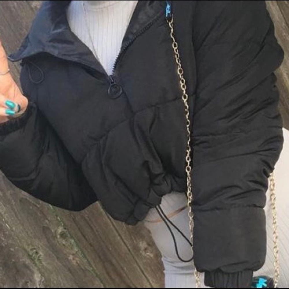 CROPPED PUFFER JACKET